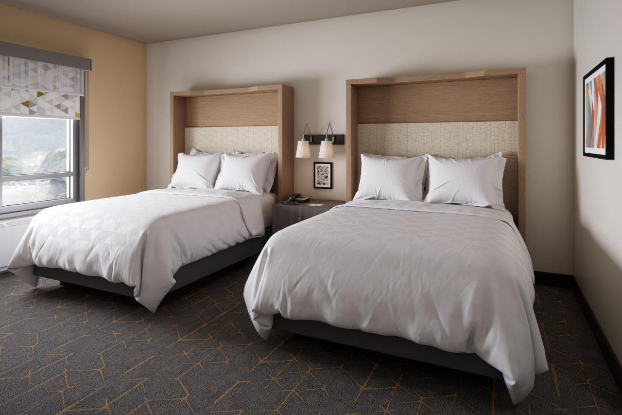 Holiday Inn - Long Island - Islip Arpt East By Ihg Holtsville Екстериор снимка