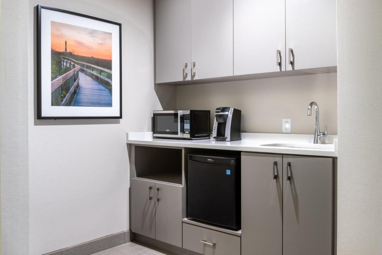 Holiday Inn - Long Island - Islip Arpt East By Ihg Holtsville Екстериор снимка