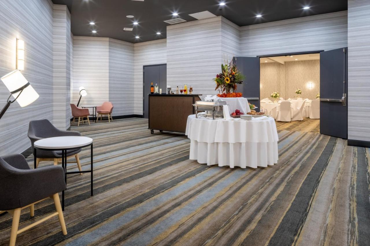 Holiday Inn - Long Island - Islip Arpt East By Ihg Holtsville Екстериор снимка