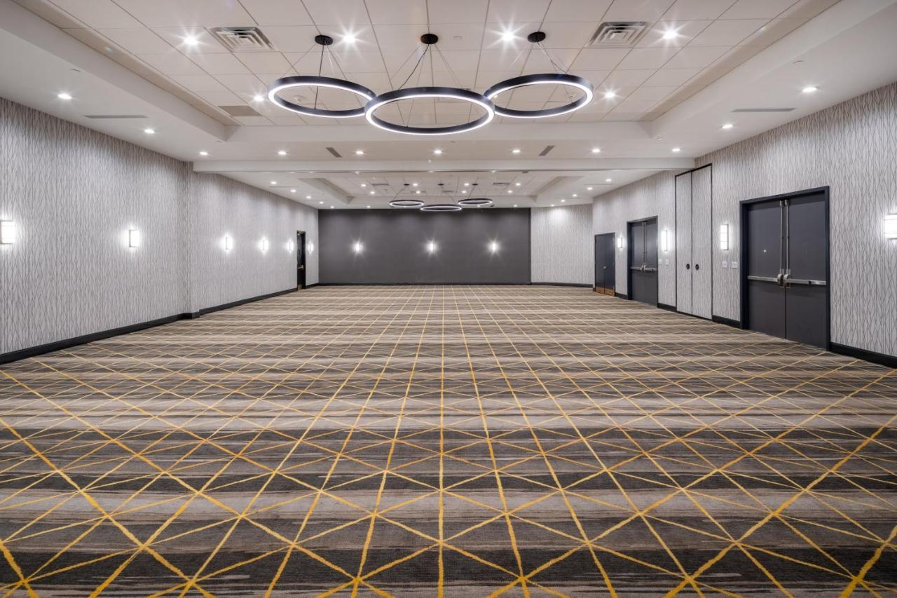 Holiday Inn - Long Island - Islip Arpt East By Ihg Holtsville Екстериор снимка