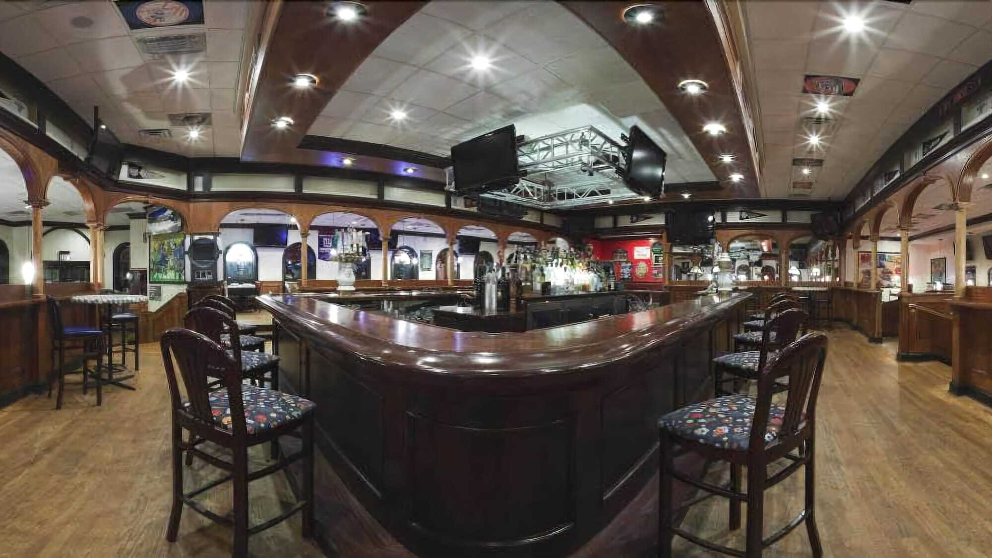 Holiday Inn - Long Island - Islip Arpt East By Ihg Holtsville Екстериор снимка